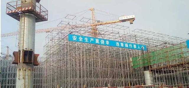 傳統(tǒng)腳手架正在向盤(pán)扣腳手架轉(zhuǎn)型！(圖2)